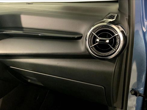 Used 2025 Chevrolet Equinox LT AWD/4WD image 16