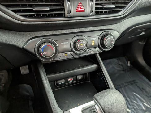 Used 2024 Kia Forte LXS image 26