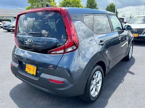 Used 2020 Kia Soul S FWD image 3