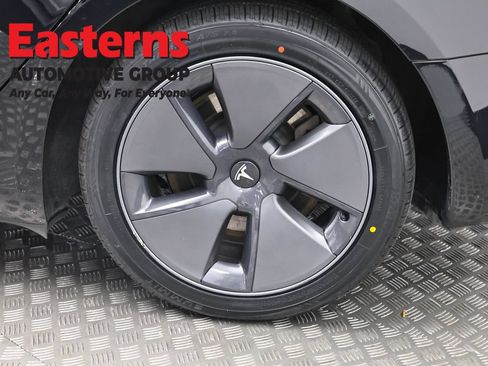 Used 2023 Tesla Model 3 Standard Range RWD image 27