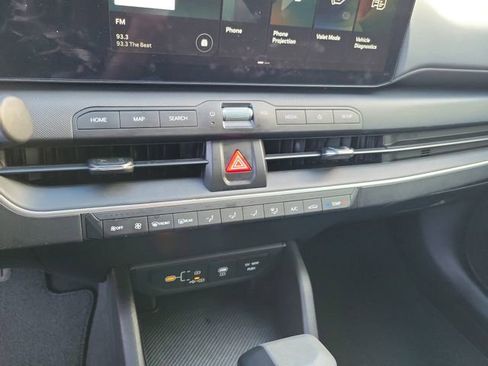 Used 2025 Kia K4 LXS image 21