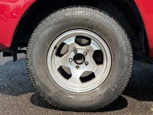 Used 2014 Toyota Tacoma 2WD Access Cab w/ SR5 Package image 9