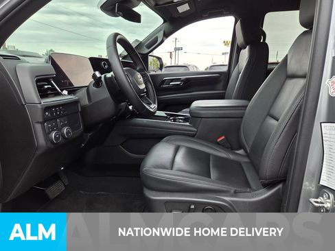 Used 2025 Chevrolet Tahoe LT AWD/4WD image 4