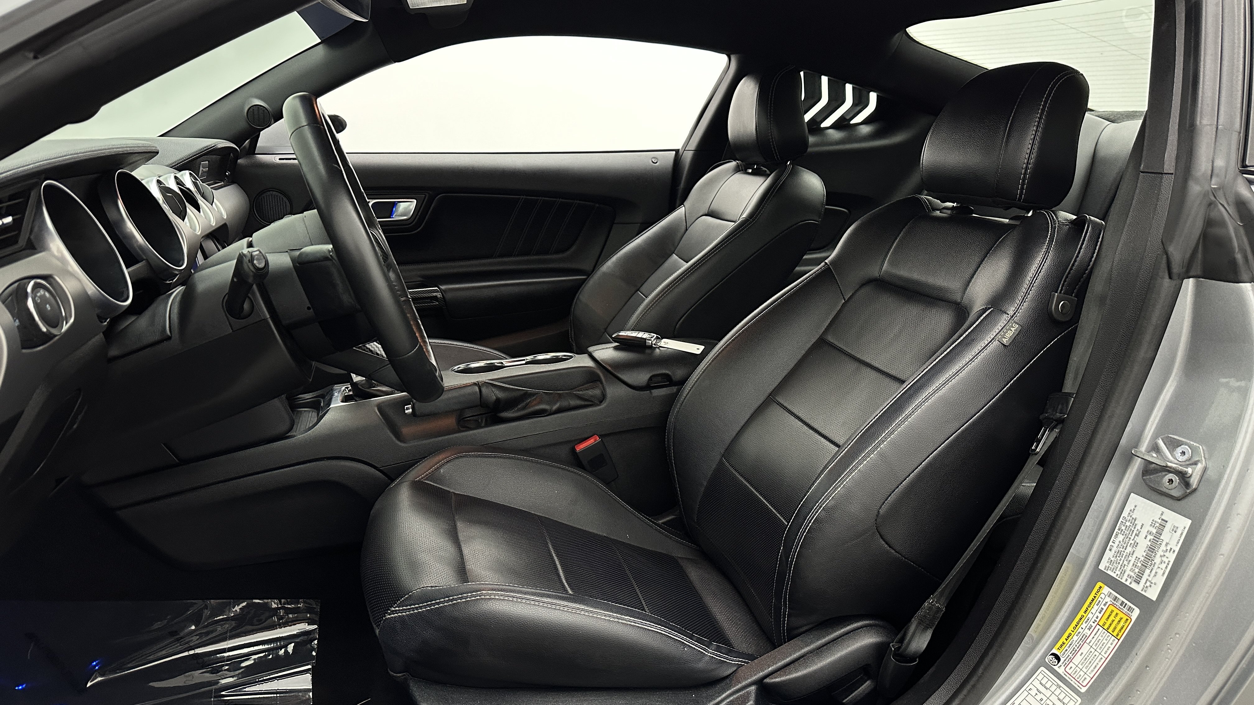Used 2023 Ford Mustang Premium RWD image 15