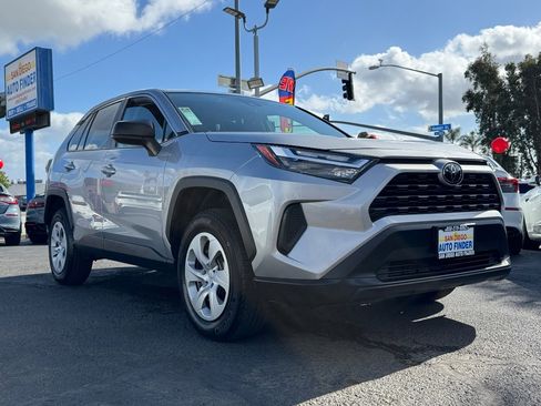 Used 2024 Toyota RAV4 LE image 5