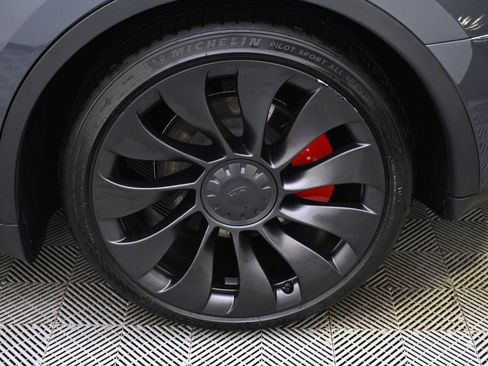 Used 2023 Tesla Model Y Performance image 20