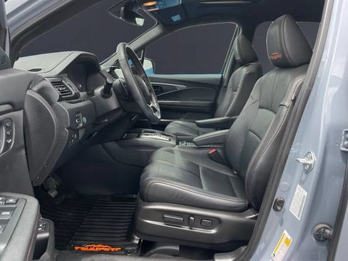 Used 2023 Honda Passport TrailSport image 9
