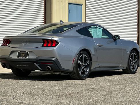 Used 2024 Ford Mustang Premium image 6