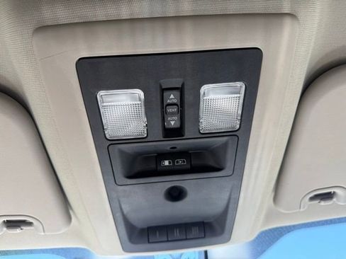 Used 2010 Dodge Ram 1500 Truck SLT w/ Big Horn Regional Pkg AWD/4WD image 32