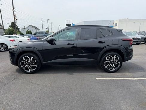 Certified 2024 Chevrolet Trax RS w/ Driver Confidence Package FWD image 4