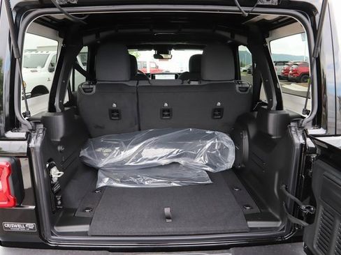 New 2024 Jeep Wrangler Sahara w/ Technology Group image 10