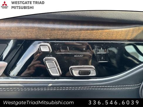 Used 2023 Jeep Grand Wagoneer Series II w/ Flexible Seating Group AWD/4WD image 6