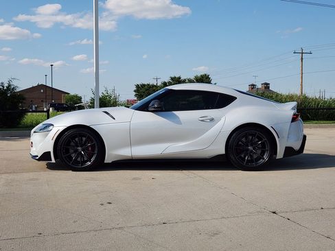 Used 2023 Toyota Supra Premium w/ Driver Assist Package RWD image 4
