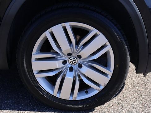 Used 2018 Volkswagen Atlas S image 9