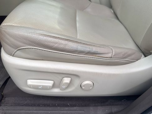 Used 2019 Lexus GX 460 image 21