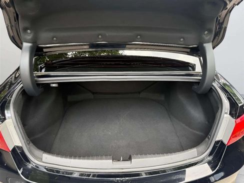 Used 2015 Acura ILX w/ Technology Package FWD image 22