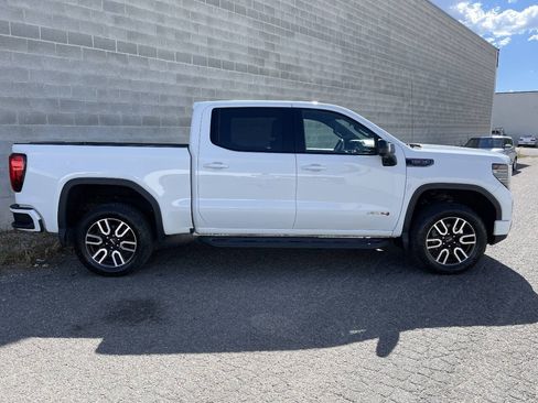 Used 2022 GMC Sierra 1500 AT4 w/ AT4 Preferred Package AWD/4WD image 24