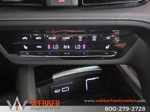 Used 2023 Buick Envision Essence AWD/4WD image 21