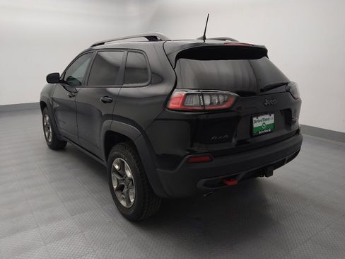 Used 2019 Jeep Cherokee Trailhawk w/ Cold Weather Group image 5