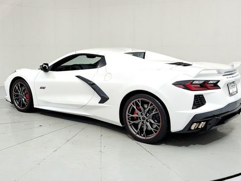 Certified 2023 Chevrolet Corvette Stingray Premium Conv w/ Z51 Performance Package RWD image 3