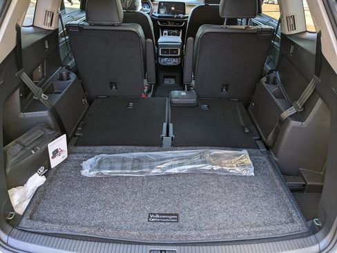 New 2026 Volkswagen Atlas SE FWD image 26