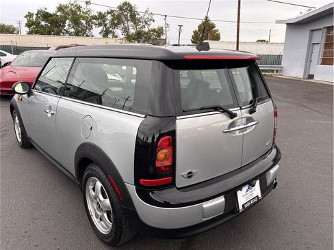 Used 2009 MINI Cooper Clubman Hardtop FWD image 3