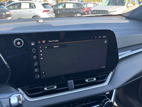 Used 2025 Chevrolet Equinox LT FWD image 20