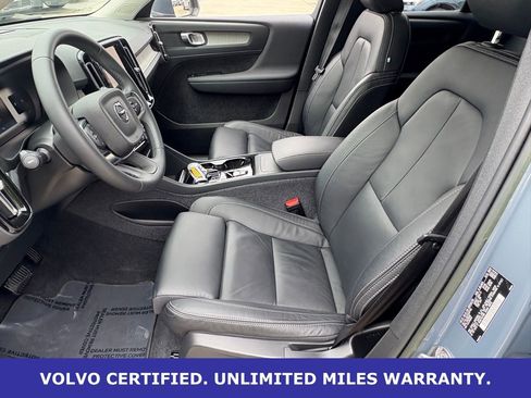Certified 2023 Volvo XC40 B5 Plus AWD/4WD image 26
