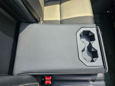 Used 2024 Tesla Cybertruck AWD Crew Cab image 80