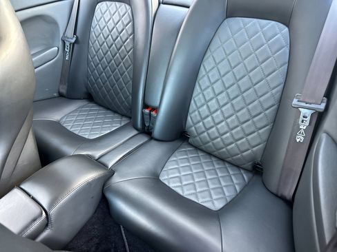 Used 2006 Aston Martin Vanquish S image 15