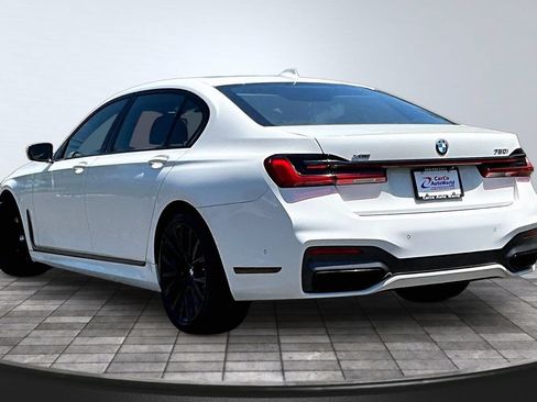 Used 2021 BMW 750i xDrive w/ M Sport Package AWD/4WD image 7