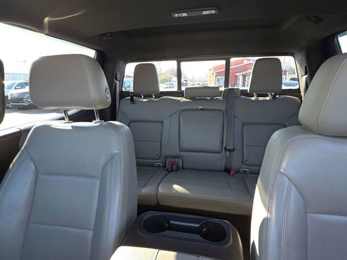 Used 2019 Chevrolet Silverado 1500 LTZ w/ LTZ Premium Package AWD/4WD image 18