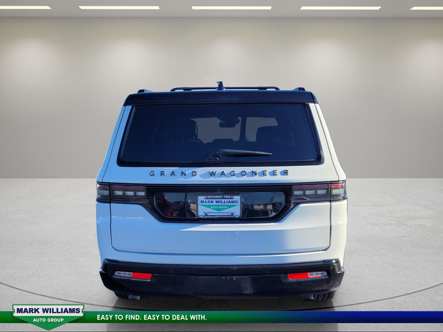 Used 2025 Jeep Grand Wagoneer L Series II Obsidian w/ Quick Order Packagew 28T AWD/4WD image 8