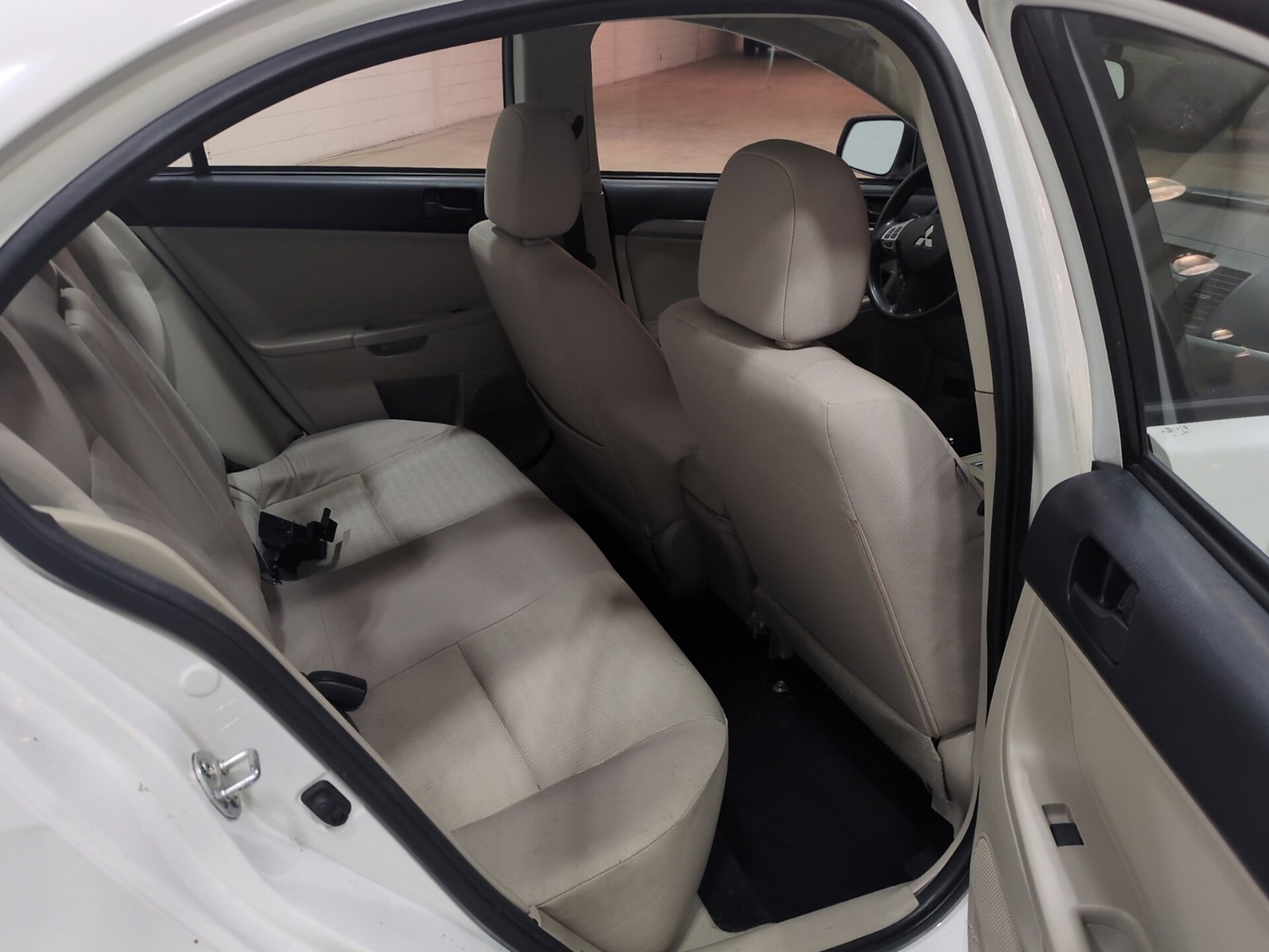 Used 2012 Mitsubishi Lancer ES FWD image 11