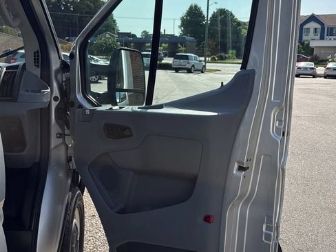 Used 2019 Ford Transit 150 148 Low Roof RWD image 26