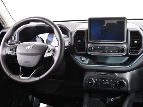 Used 2024 Ford Bronco Sport Badlands image 8