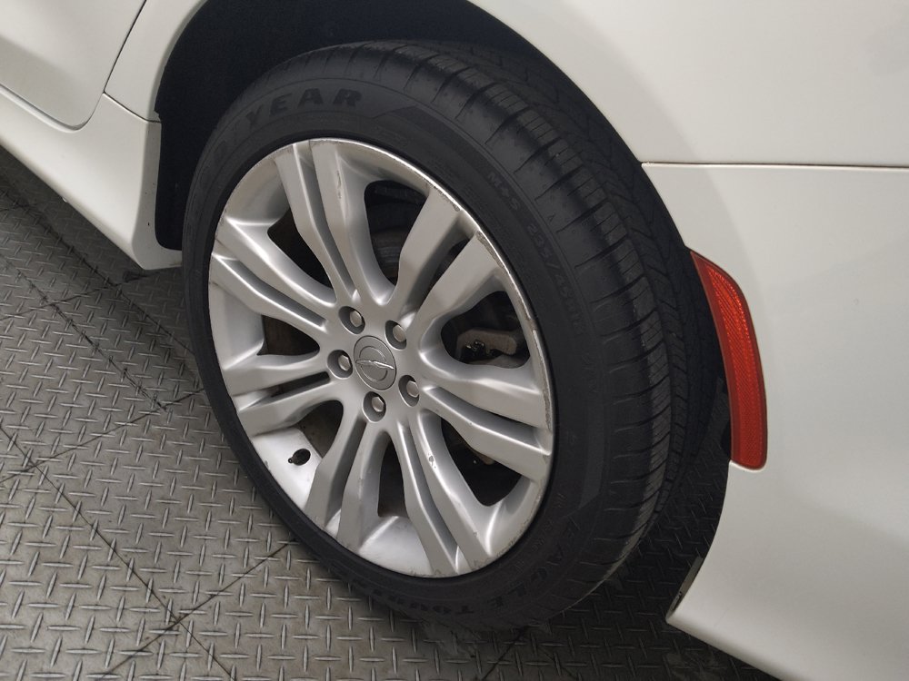 Used 2016 Chrysler 200 Limited FWD image 31