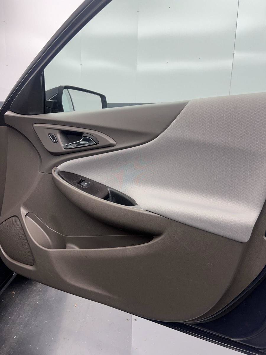 Used 2025 Chevrolet Malibu LT FWD image 26