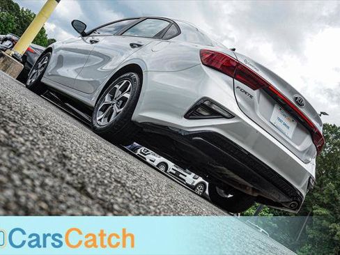 Used 2021 Kia Forte LXS FWD image 5