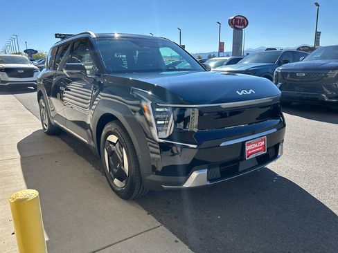 New 2026 Kia EV9 Wind image 5