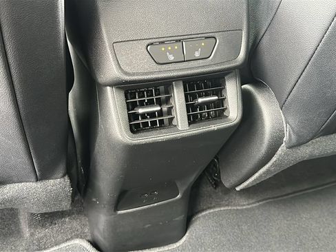 Used 2025 Chevrolet Equinox RS w/ Safety and Technology Package FWD image 28