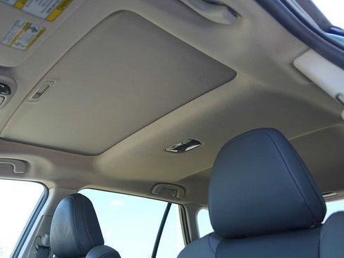 Used 2022 Subaru Outback Onyx Edition XT AWD/4WD image 25