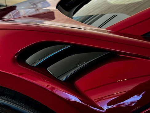 New 2026 McLaren Artura image 10