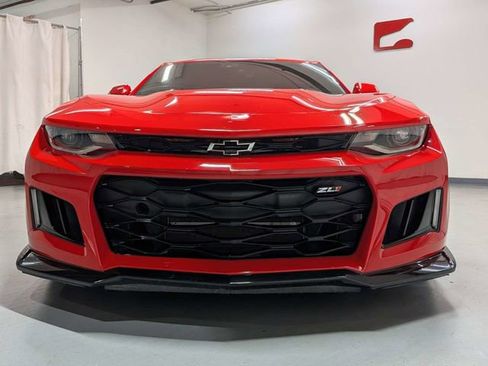 Used 2019 Chevrolet Camaro ZL1 RWD image 24
