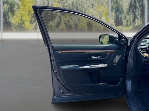 Used 2018 Honda CR-V Touring image 20