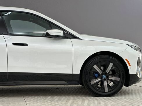 Certified 2025 BMW iX xDrive50 image 36