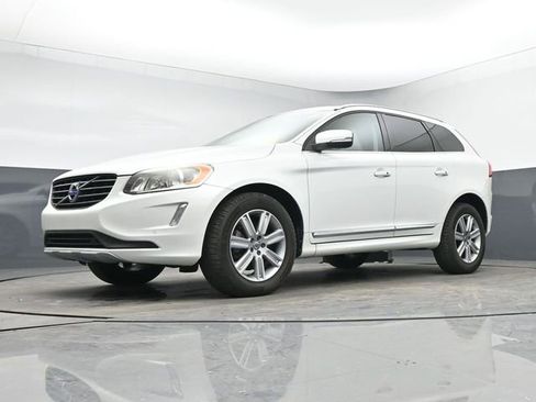 Used 2016 Volvo XC60 T6 w/ Proximity Package image 12