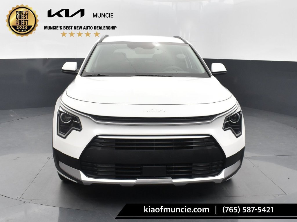 Used 2025 Kia Niro EX FWD image 2