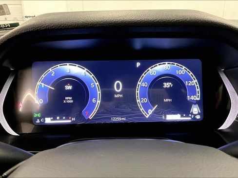 Used 2025 Jeep Grand Cherokee Laredo X image 27