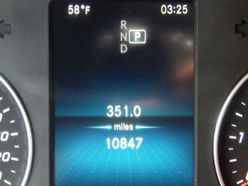 Used 2023 Mercedes-Benz Sprinter 2500 image 21